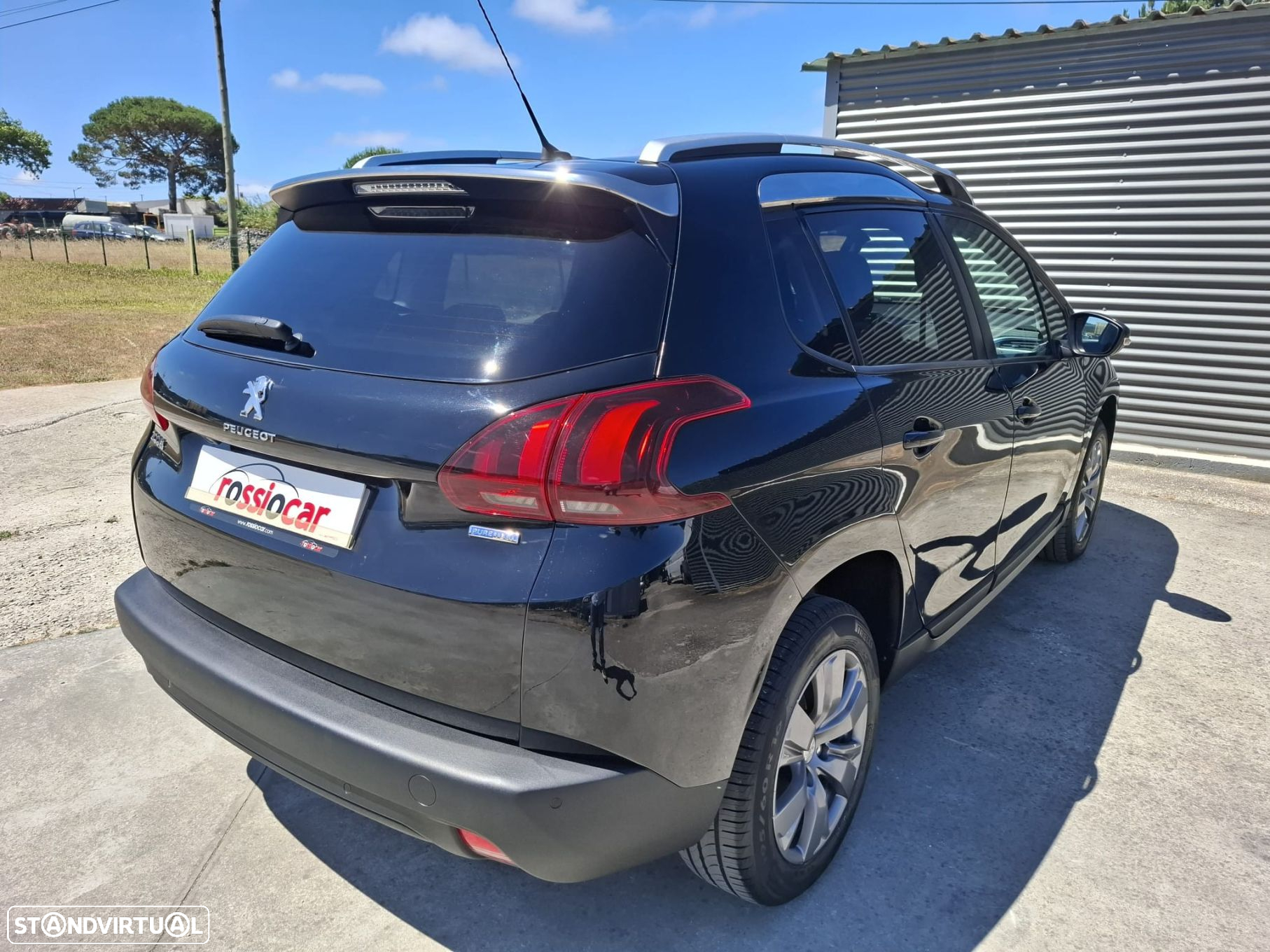 Peugeot 2008 1.2 PureTech Active - 8