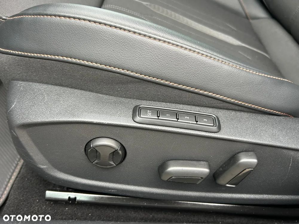 Cupra Formentor VZ 2.0 TSI 4Drive DSG Tribe Edition - 28