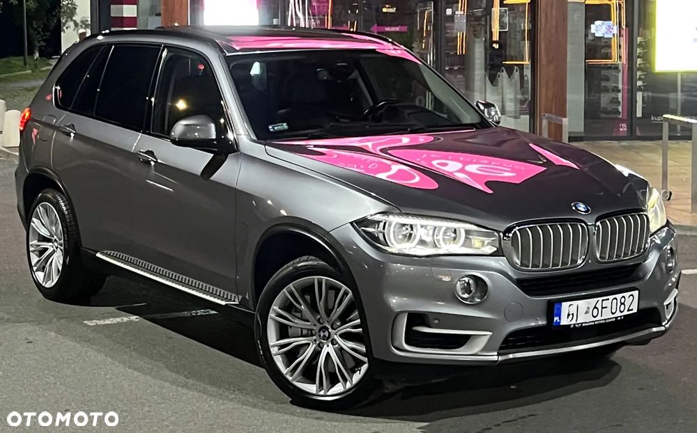 BMW X5 xDrive50i - 40