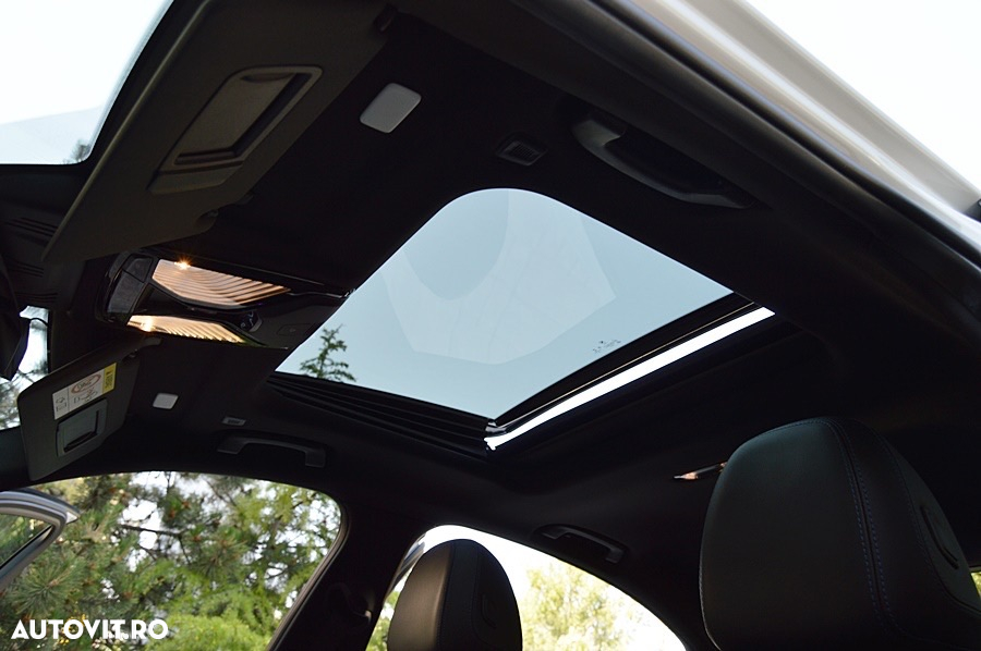 BMW Seria 3 330i AT - 15
