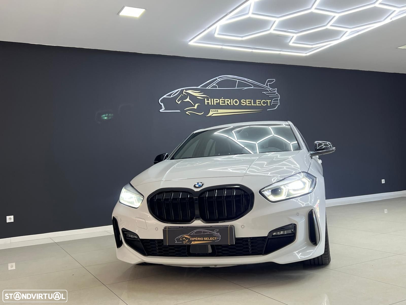 BMW 116 d Pack Desportivo M - 7