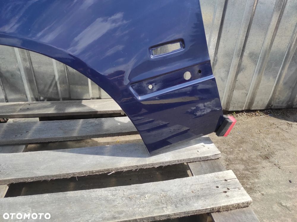 błotnik lewy przód przedni bmw 5 e39 12.95-06.04r A300 Alpine White 668 Jet Black 354 Titanium Silver Metallic 896 Blue Water Metallic 372 Steel Blue Metallic 482 Toledo Blue Metallic 449 Slate Green Metallic 430 Oxford Green Metallic II 364 Topaz Blue Metallic 475 Black Sapphire Metallic 481 Kalahari Beige Metallic 472 Sterling Gray Metallic 892 Titanium Gray Metallic 348 Aubergine 334 Glacier Green Metallic 309 Arctic Silver Metallic 339 Aspen Silver 297 Montreal Blue Metallic 343 Canyon Red Metallic 324 Oxford Green Metallic I 301 Cashmere Beige Metallic 362 Siena Red Metallic 363 Biarritz Blue Metallic 263 Dark Blue Metallic 310 Fjord Gray Metallic 252 Calypso Red Metallic 317 Orient Blue Metallic 356 Vermont Green Metallic 341 Panama Brown Metallic 303 Cosmos Black Metallic 366 Imola Red - 9