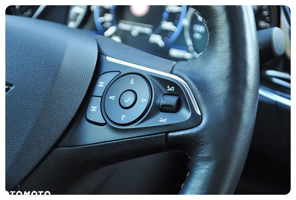 Opel Insignia 2.0 T Business Elegance S&S - 33