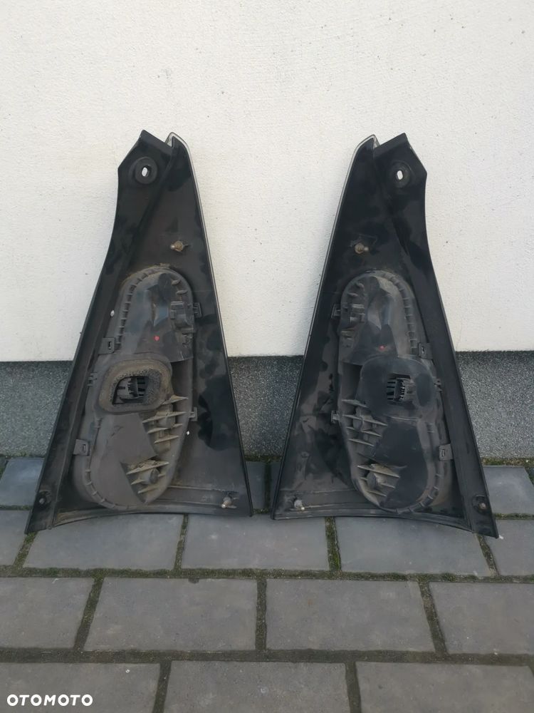 LAMPA TYLNA PRAWA CITROEN C1 - 3