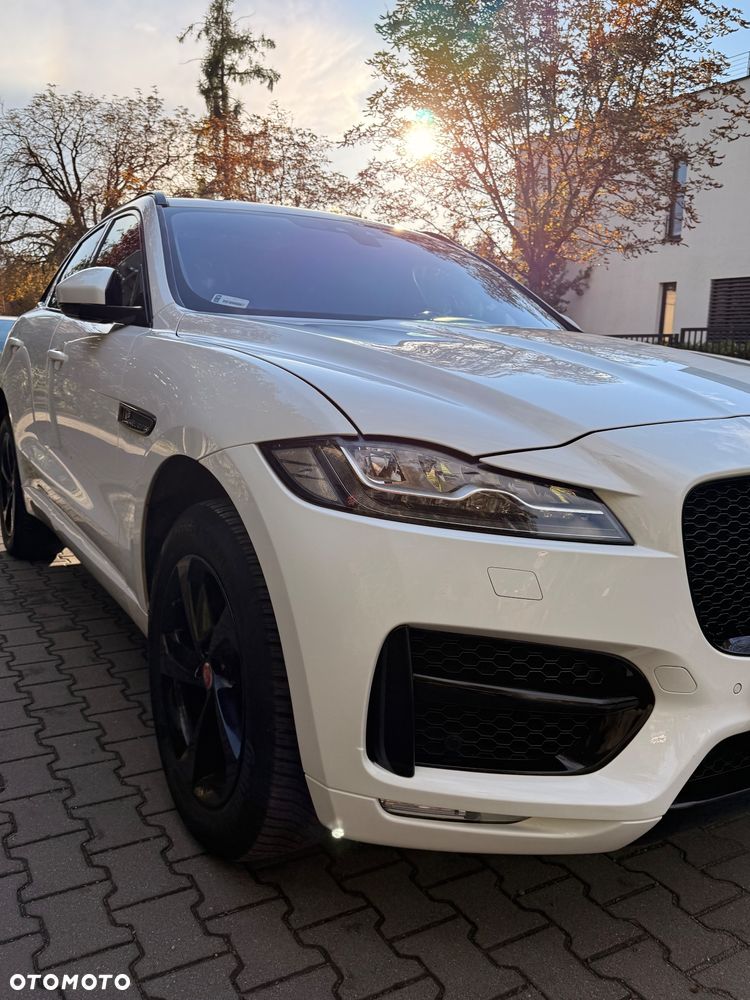 Jaguar F-Pace 25t AWD Prestige - 5
