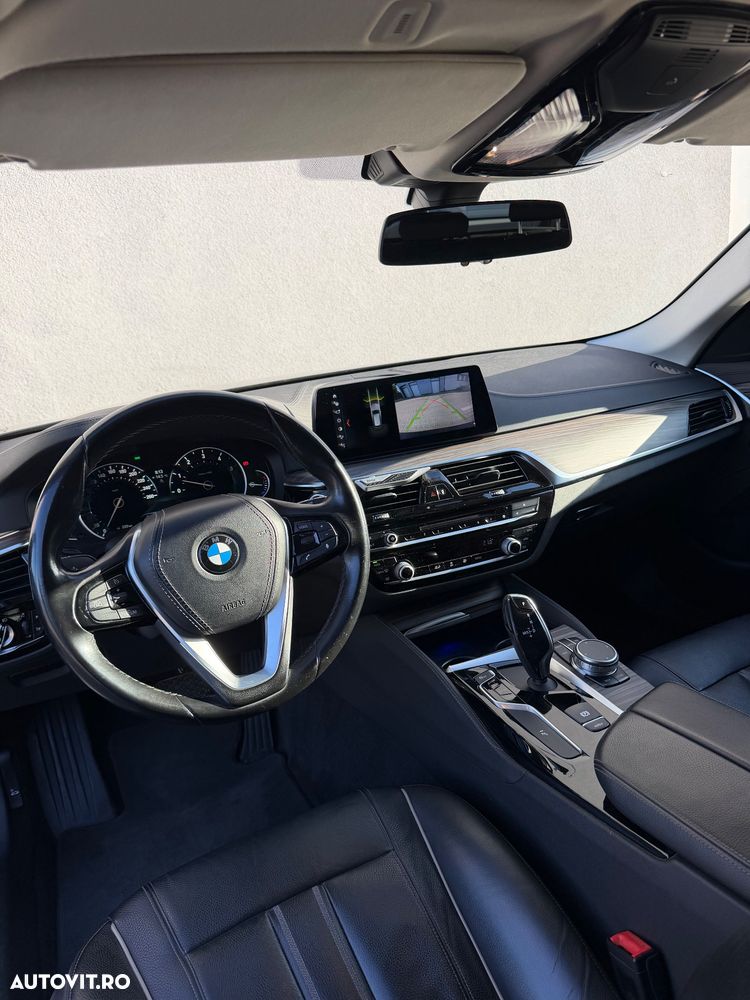 BMW Seria 5 530i Aut. - 7