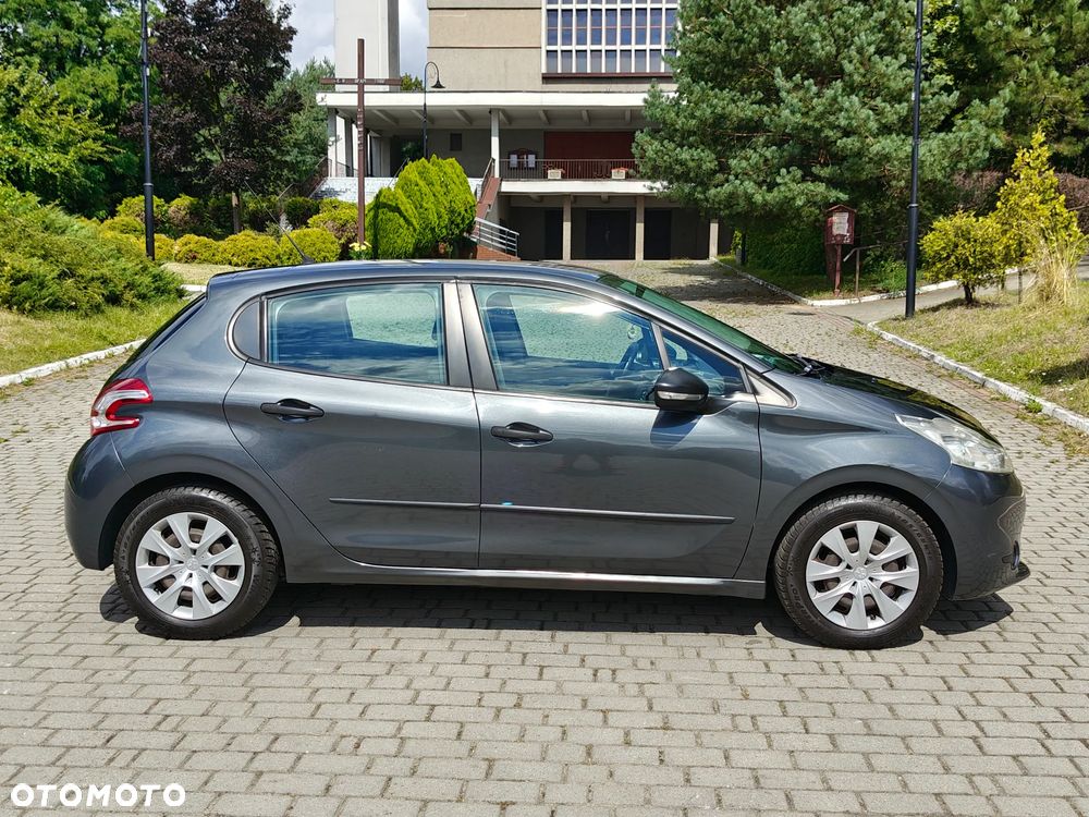 Peugeot 208 82 VTI Allure - 9