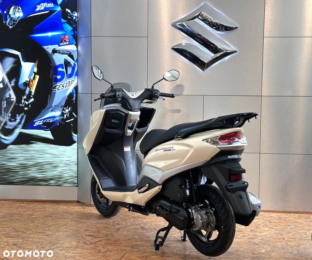 Suzuki Burgman - 6