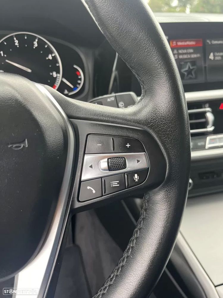 BMW 318 d Touring Aut. Sport Line - 37