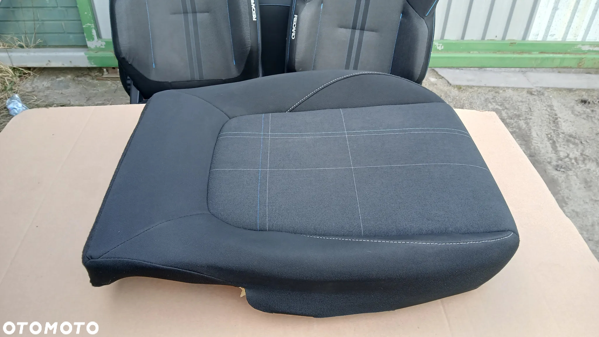 ford fieta mk8 17r- Siedzisko tapicerka fotela lewy prawy przód - 4