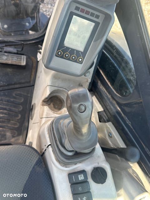 Hitachi ZX 33 - 6