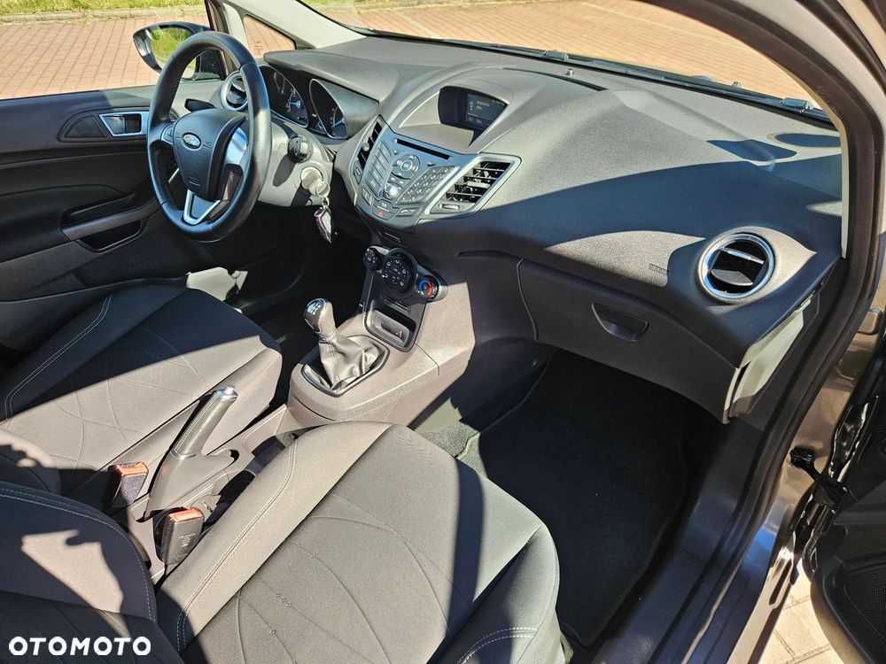 Ford Fiesta 1.25 Titanium EU5 - 9