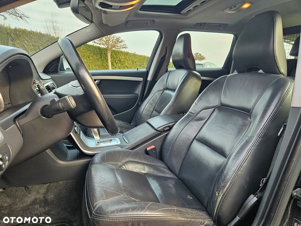 Volvo V70 D5 Summum - 20