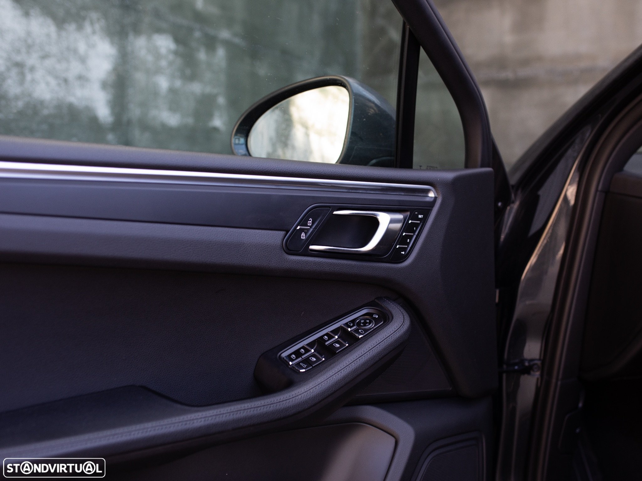 Porsche Macan Standard - 31