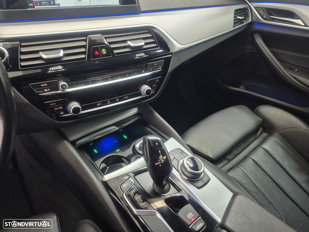 BMW 520 d Line Luxury Auto - 13