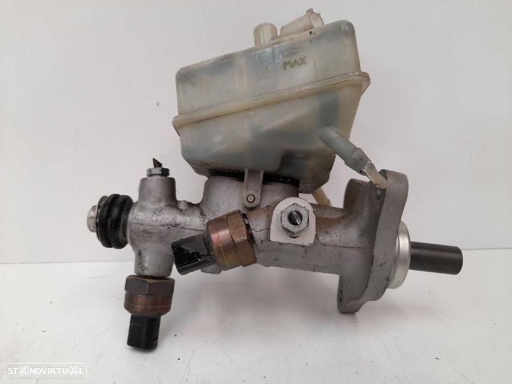 BOMBA TRAVÃO MERCEDES-BENZ CLASSE C COUPÉ 2001 - 3