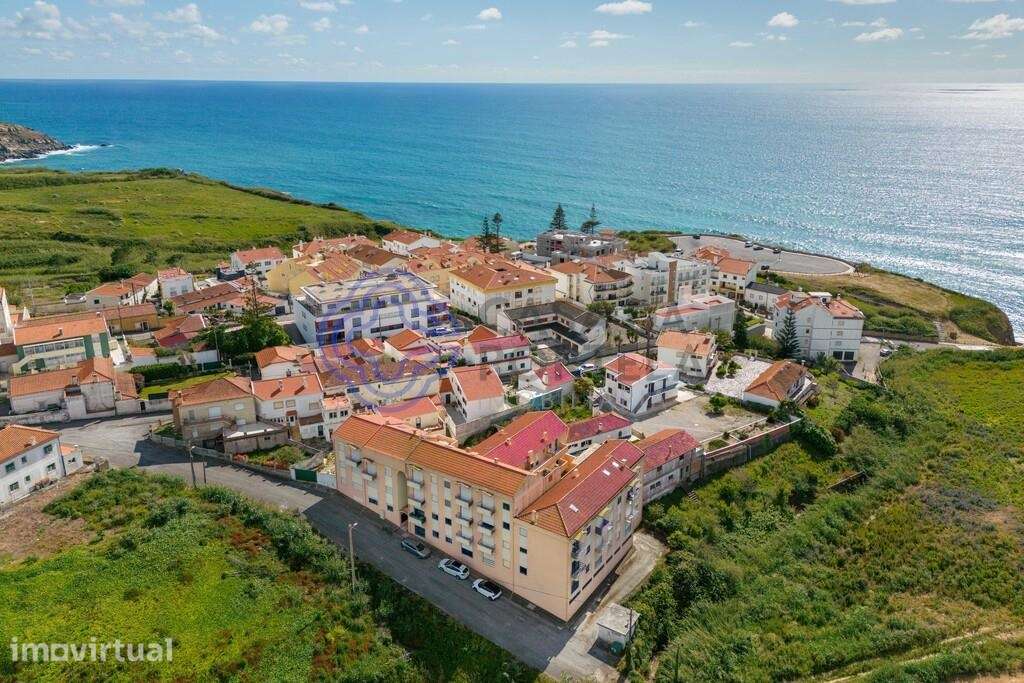 T2 Duplex Remodelado a 4 Minutos da Praia de São Bernardino - Grande imagem: 4/33