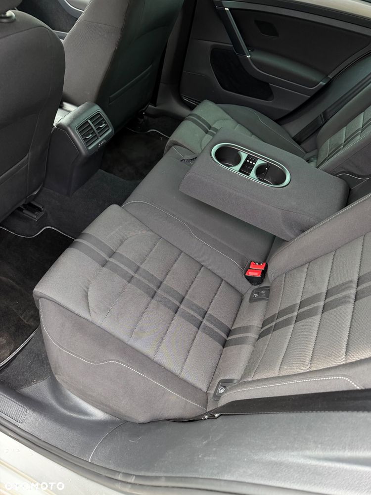 Volkswagen Golf 1.4 TSI BMT Comfortline - 11
