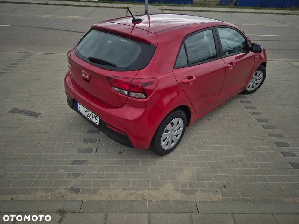Kia Rio 1.2 L - 2