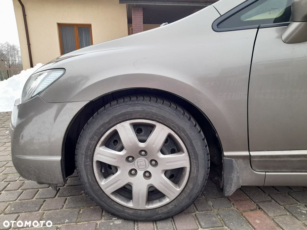Honda Civic 1.8 Comfort - 28