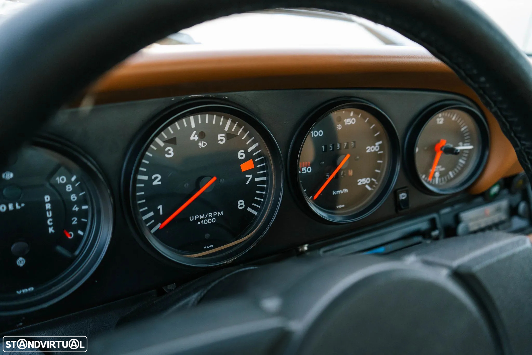 Porsche 911 Série G - 17