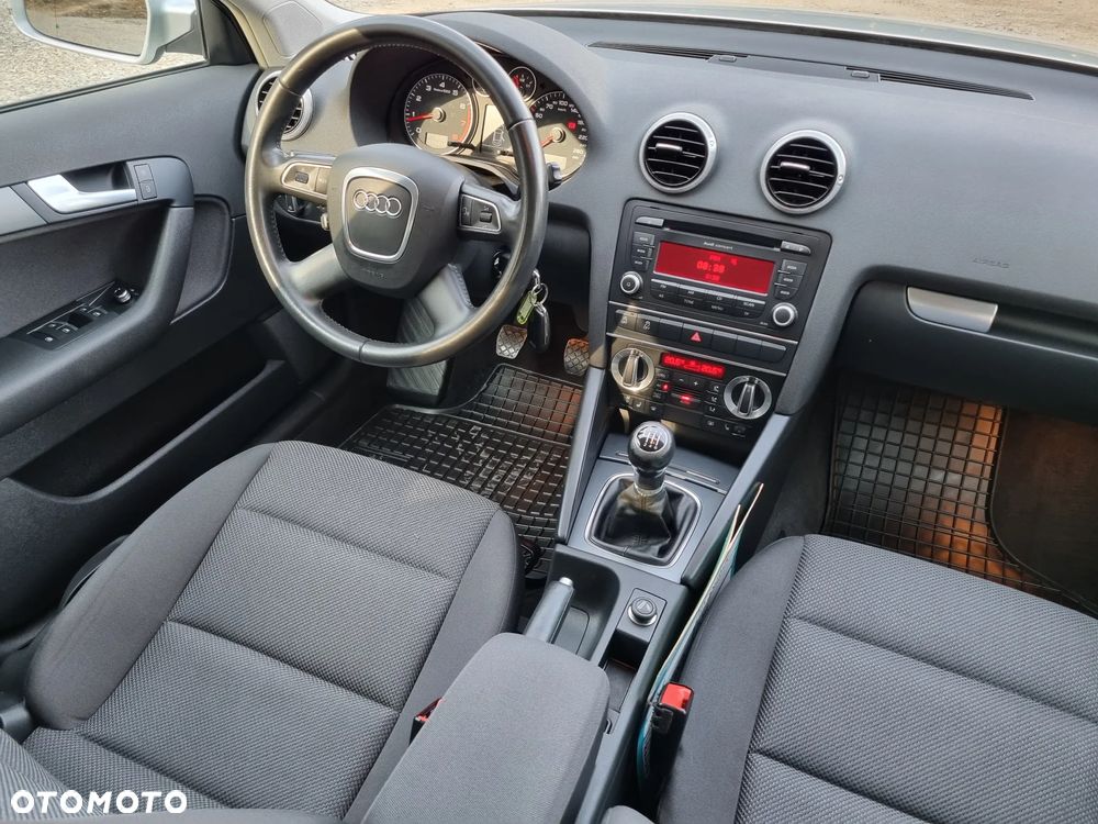 Audi A3 Sportback 1.4 TFSI Ambiente - 20