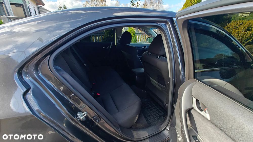 Honda Accord 2.0 Elegance - 16