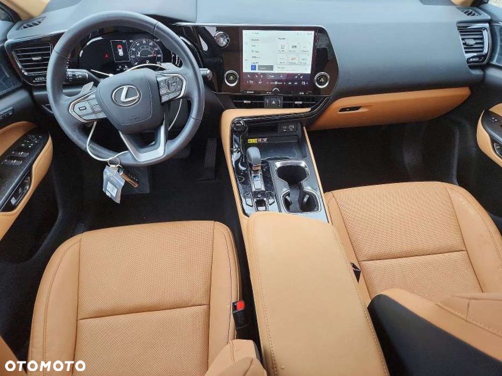 Lexus NX - 9