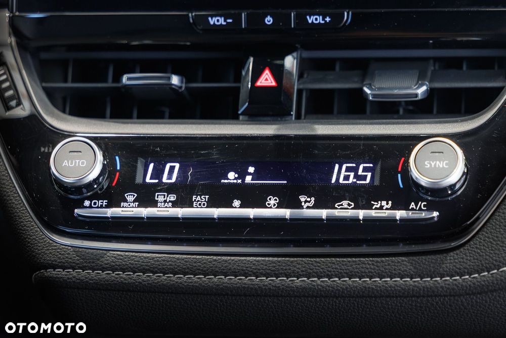 Toyota Corolla 1.8 Hybrid Style - 29