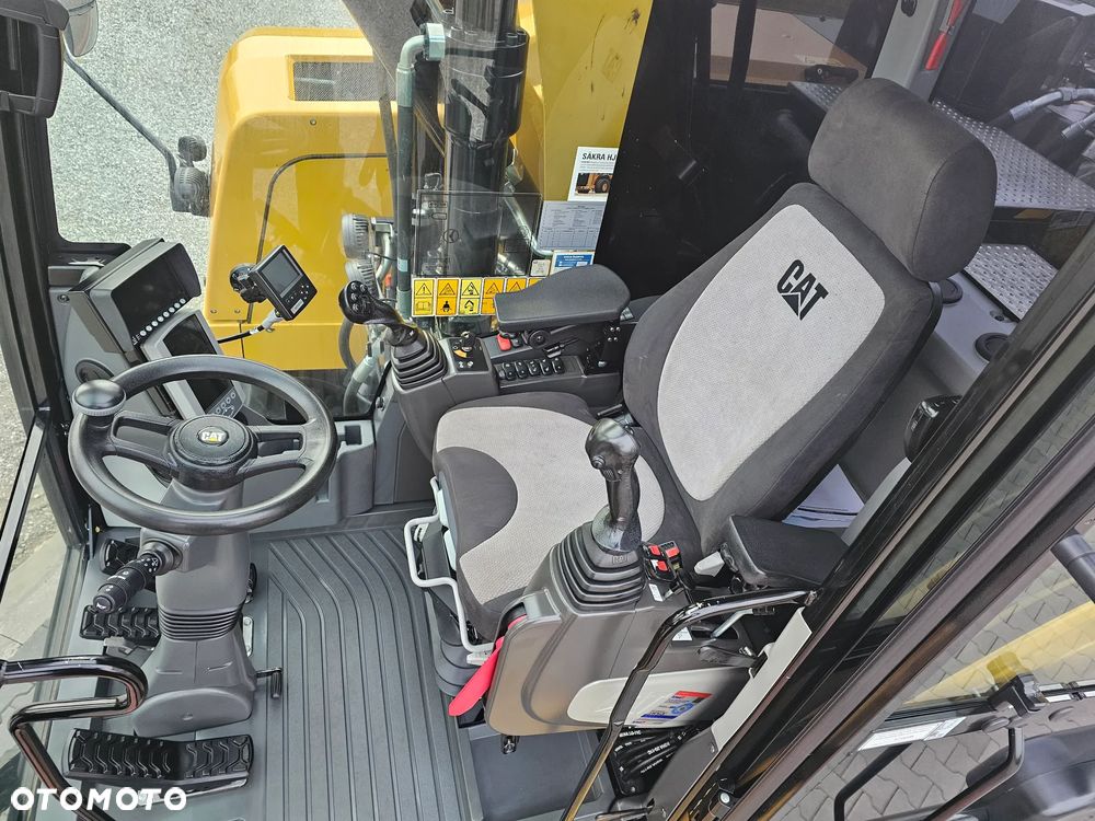 Caterpillar M 315 F - 8