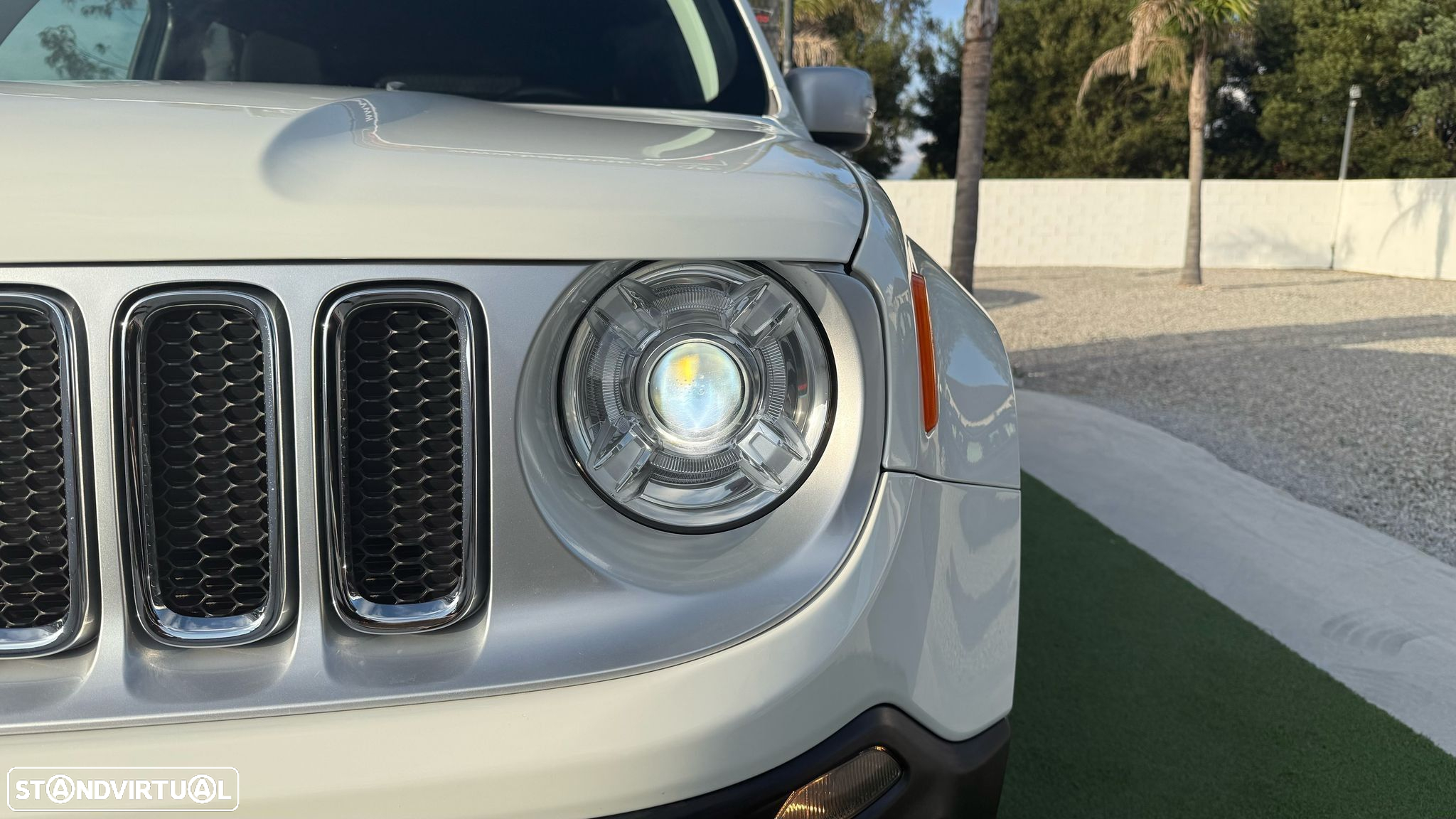 Jeep Renegade 1.6 MJD Limited DCT - 14