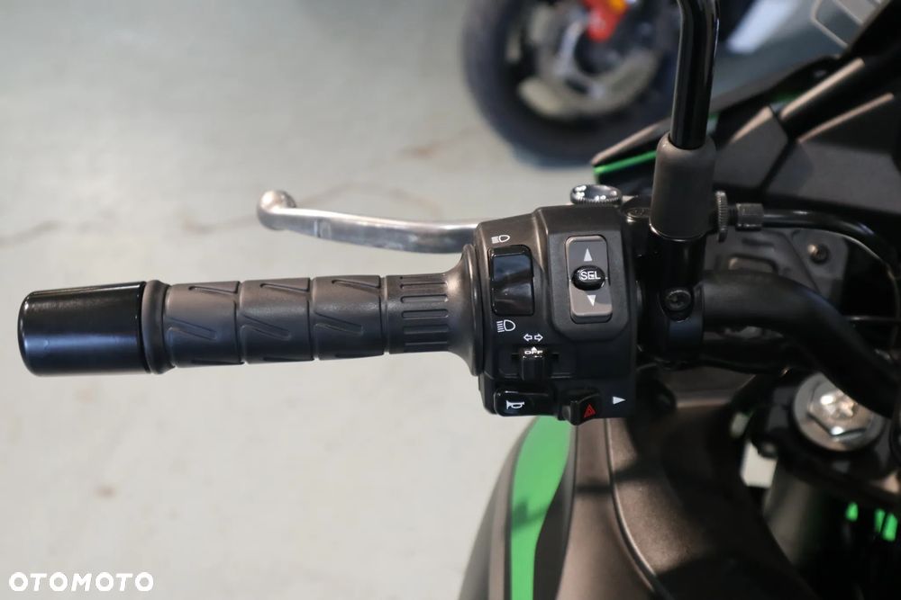Kawasaki Versys 650 - 13