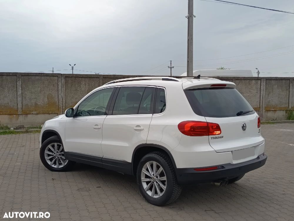Volkswagen Tiguan - 5