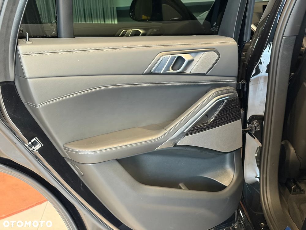 BMW X6 xDrive30d mHEV sport - 23