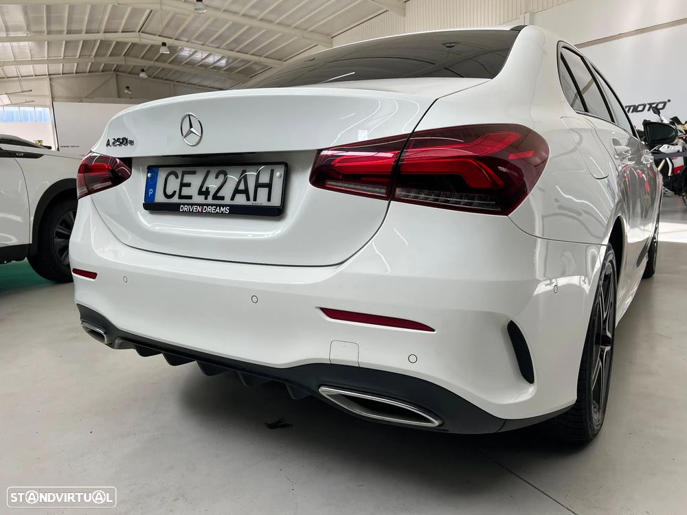 Mercedes-Benz A 250 - 12