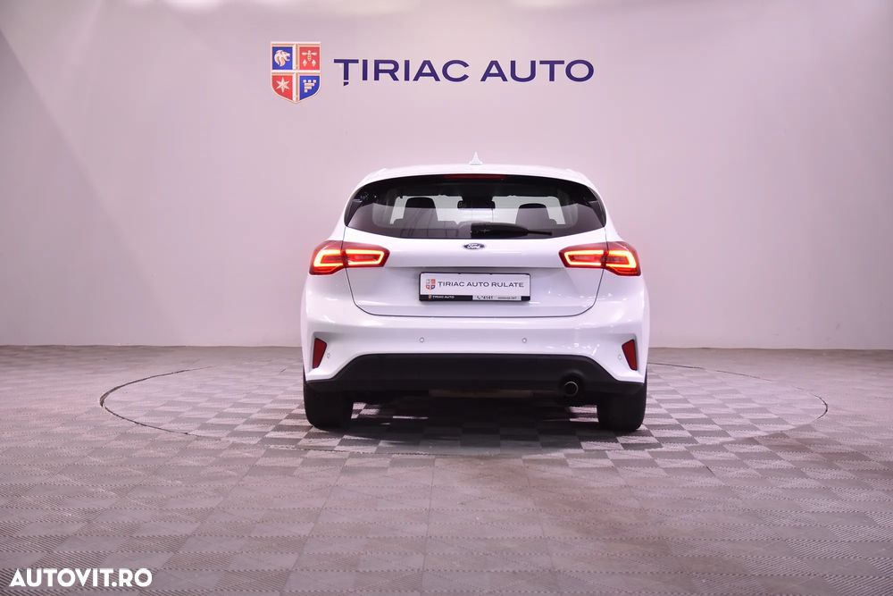 Ford Focus - 4