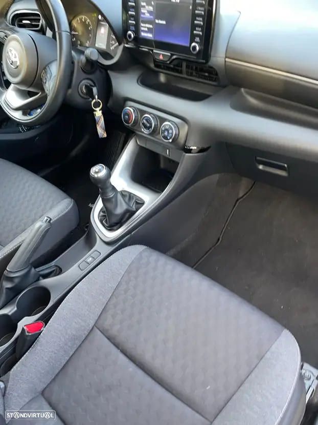 Toyota Yaris 1.0 VVT-i Comfort Plus - 10