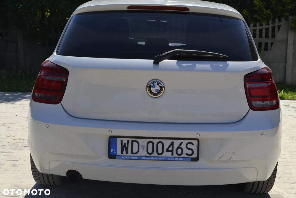 BMW Seria 1 118i Sport Line - 15