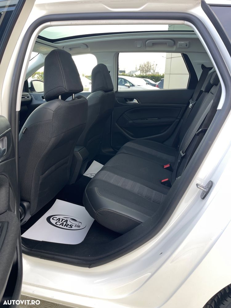 Peugeot 308 BlueHDi FAP 130 EAT6 Stop & Start Allure - 26