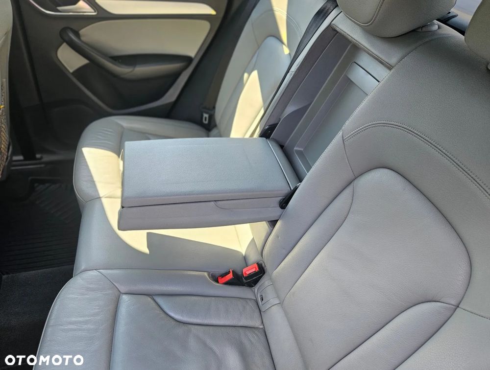 Audi Q3 - 17