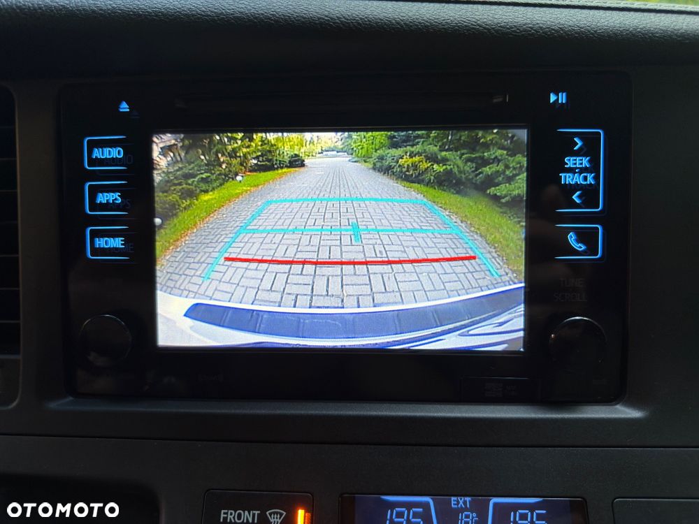 Toyota Sienna 3.5 V6 XLE AWD - 32