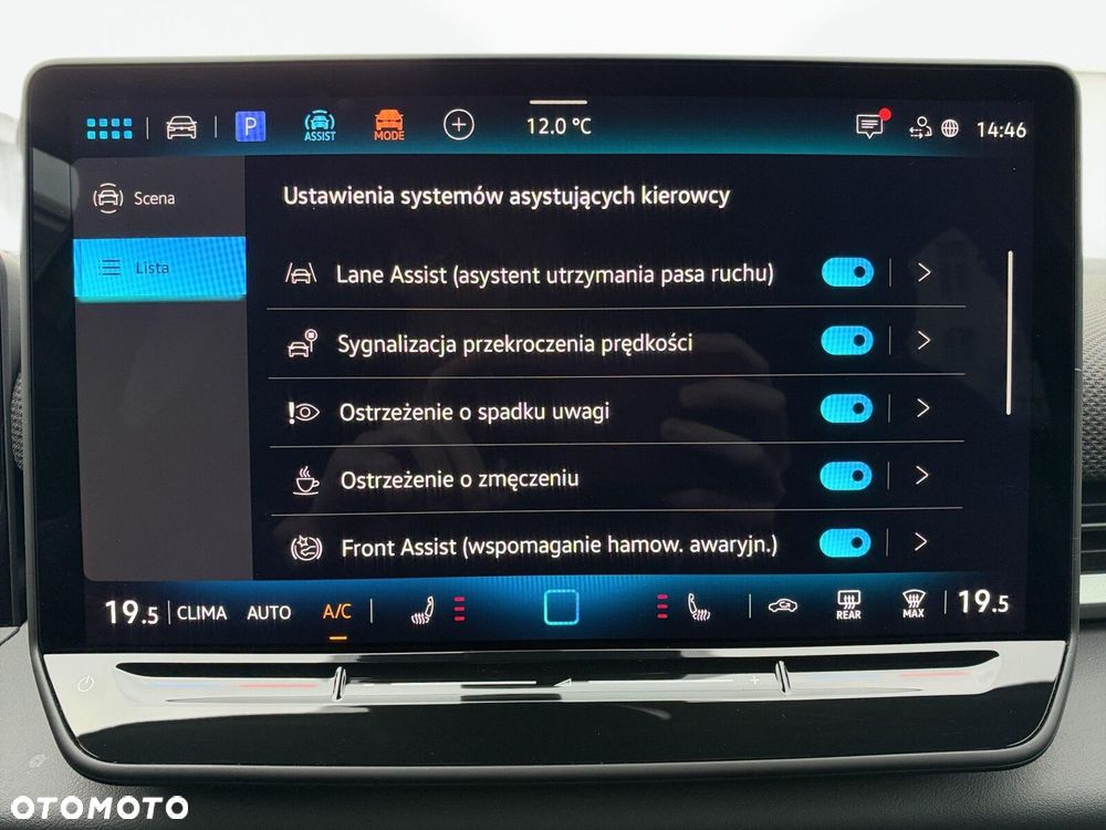 Volkswagen T-Roc 1.5 eTSI R-Line DSG - 24