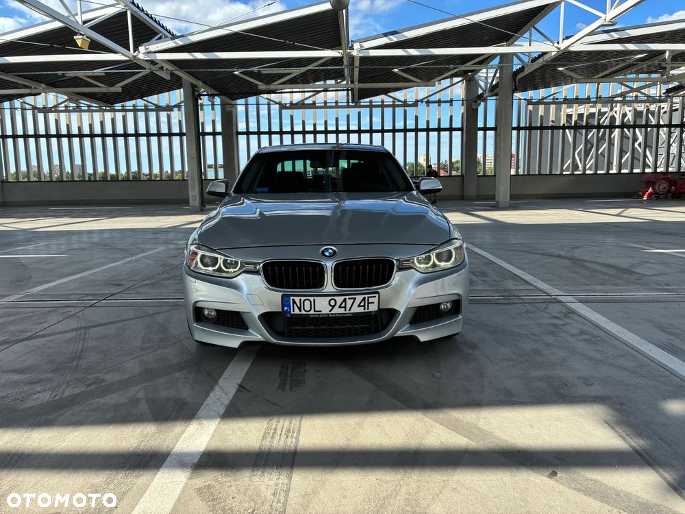 BMW Seria 3 328i xDrive - 1