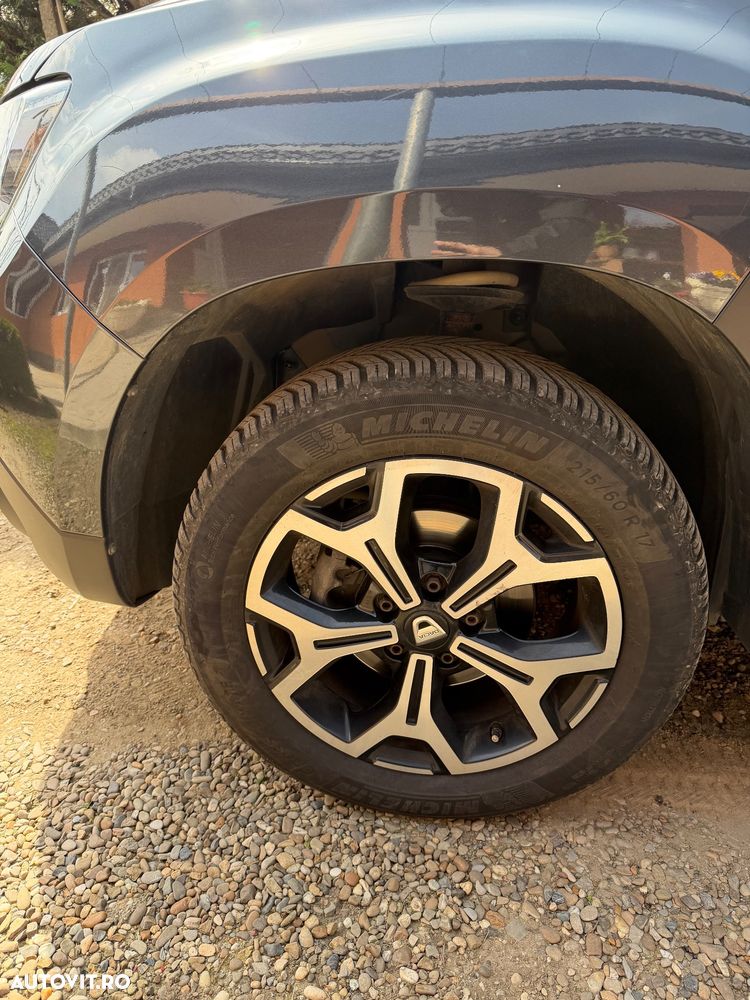 Dacia Duster 1.5 dCi EDC Prestige jante 17" - 39