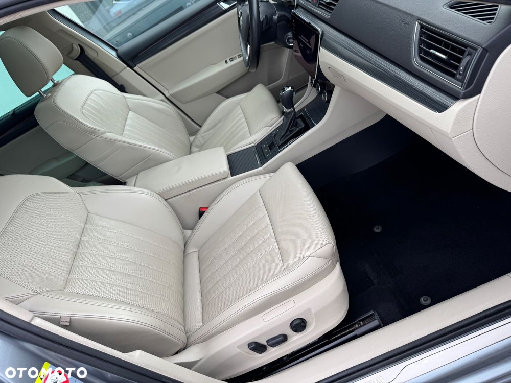 Skoda Superb 2.0 TSI Sportline DSG - 21