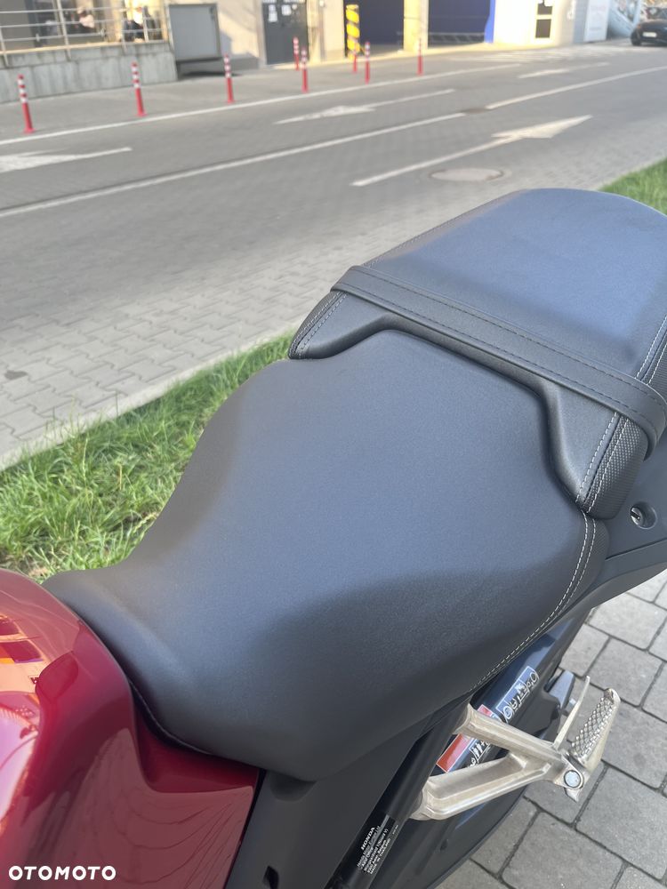 Honda CB - 11