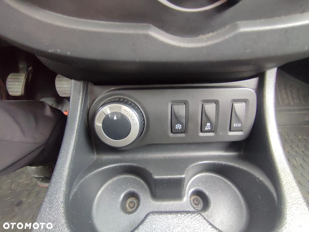 Dacia Duster 1.5 dCi Laureate 4x4 - 14