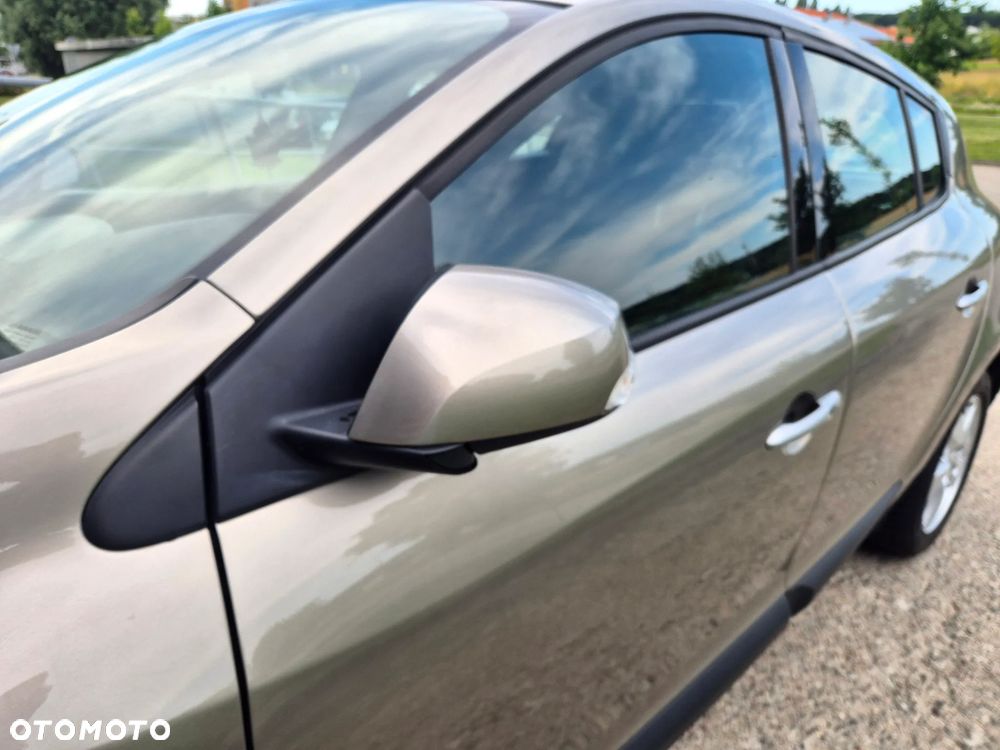 Renault Megane 1.6 16V 110 LIMITED - 16