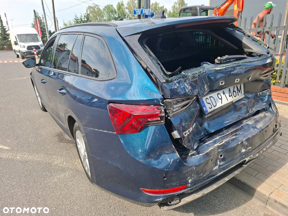 Skoda Octavia 1.5 TSI e-Tec Sportline DSG - 5