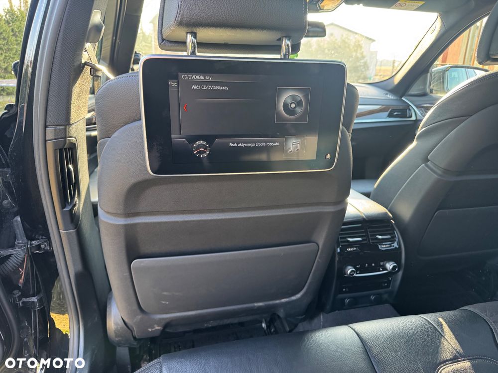 BMW Seria 5 530i xDrive Luxury Line sport - 23